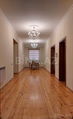 Satılır 4 otaqlı həyət evi/bağ evi 200 m², photo 13 from 32
