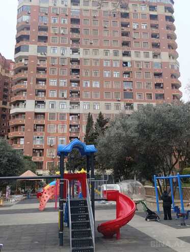 Продаётся 4-комн. новостройка 130 м², м. Низами, photo 1 from 13