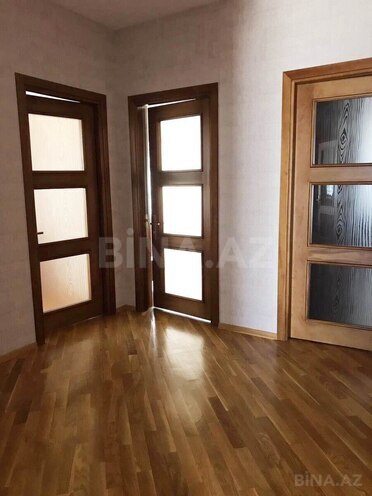 Satılır 5 otaqlı həyət evi/bağ evi 350 m², Şüvəlan q., photo 18 from 19