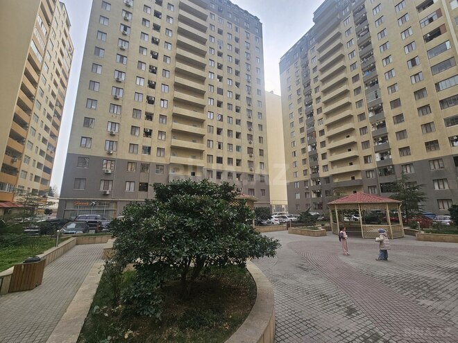 Продаётся 3-комн. новостройка 62 м², м. Кара Караев, photo 1 from 23