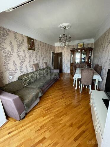 Satılır 4 otaqlı köhnə tikili 100 m², Neftçilər m., photo 1 from 9