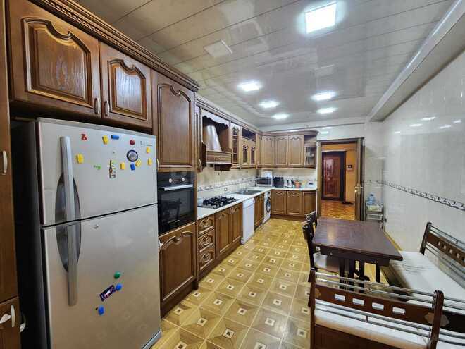 Сдаётся 3-комн. новостройка 150 м², м. 28 мая, photo 17 from 19