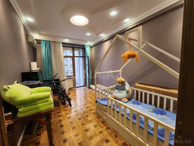 Сдаётся 3-комн. новостройка 150 м², м. 28 мая, photo 6 from 19