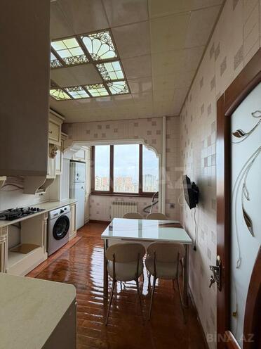 Сдаётся 2-комн. вторичка 65 м², м. Ази Асланов, photo 12 from 21