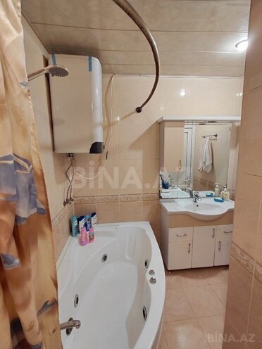 Продаётся 4-комн. вторичка 100 м², м. Ази Асланов, photo 12 from 17