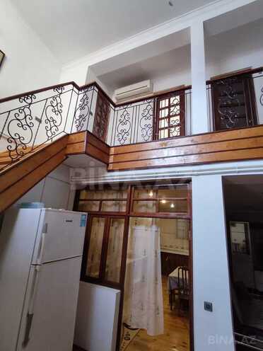 İcarəyə verilir 6 otaqlı köhnə tikili 300 m², 8 Noyabr m., photo 5 from 16