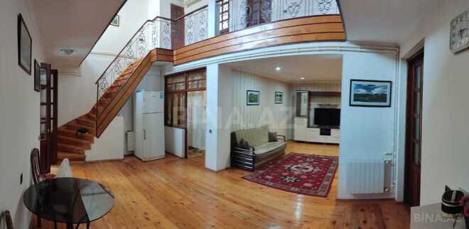 İcarəyə verilir 6 otaqlı köhnə tikili 300 m², 8 Noyabr m., photo 4 from 16