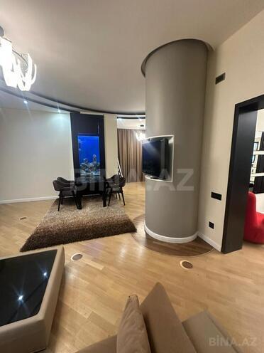 Сдаётся 2-комн. новостройка 65 м², Бинагадинский р., photo 5 from 18