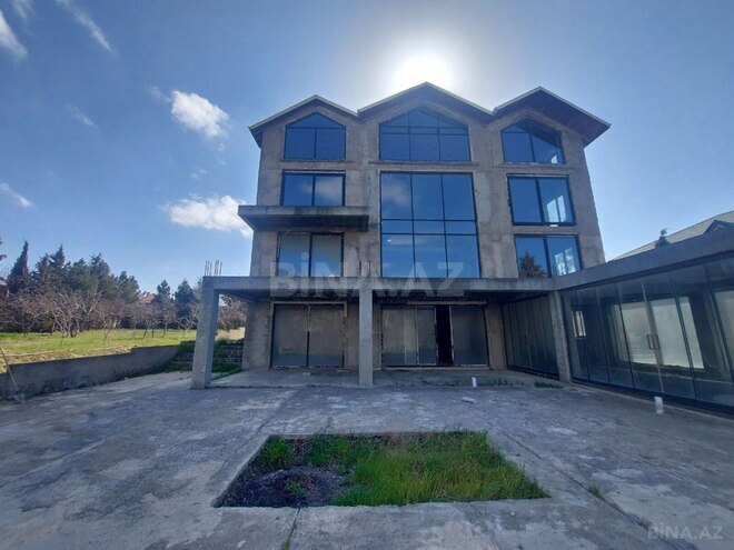 Продаётся 14-комн. дом/дача 820 м², пос. Новханы, photo 1 from 23