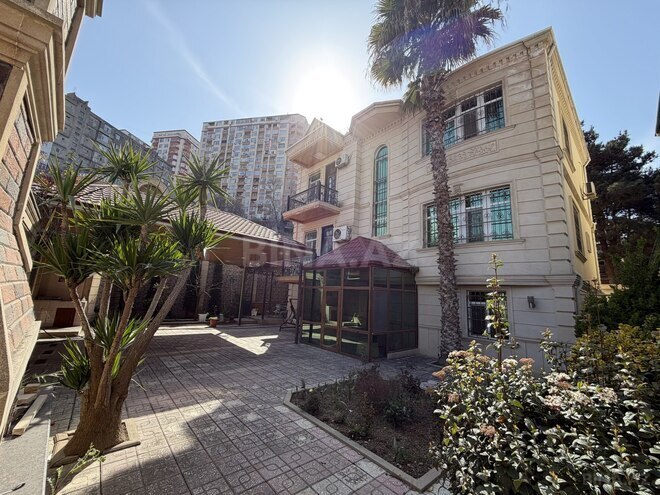 Продаётся 7-комн. дом/дача 300 м², пос. Бакиханова, photo 5 from 32