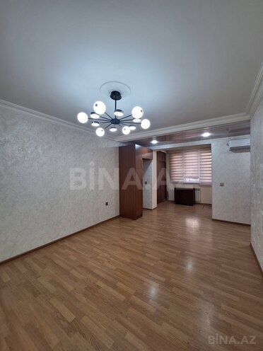 Продаётся 3-комн. вторичка 70 м², м. Элмляр Академиясы, photo 6 from 28