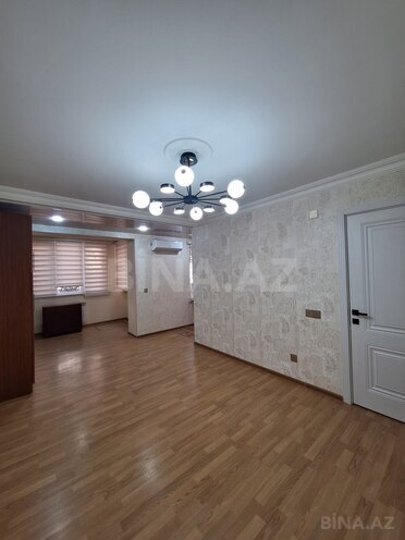 Продаётся 3-комн. вторичка 70 м², м. Элмляр Академиясы, photo 4 from 28