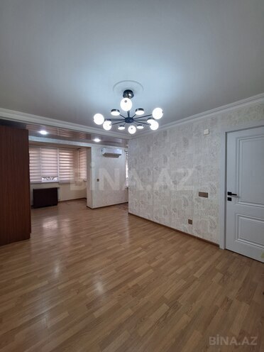 Продаётся 3-комн. вторичка 70 м², м. Элмляр Академиясы, photo 10 from 28