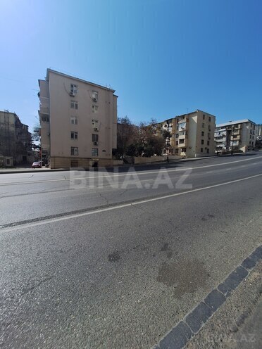 Продаётся 3-комн. вторичка 70 м², м. Элмляр Академиясы, photo 24 from 28