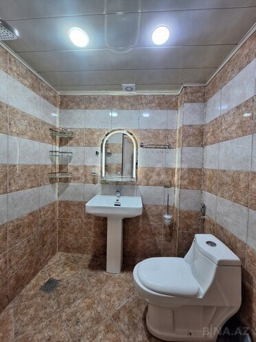 Продаётся 3-комн. вторичка 70 м², м. Элмляр Академиясы, photo 22 from 28