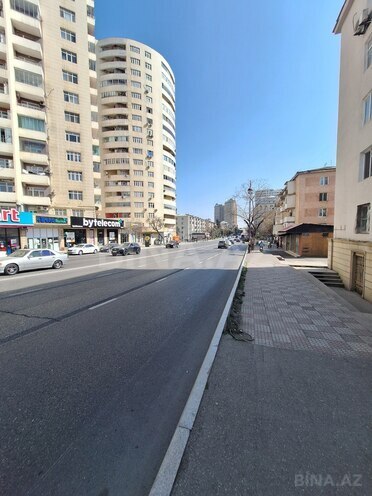 Продаётся 3-комн. вторичка 70 м², м. Элмляр Академиясы, photo 23 from 28