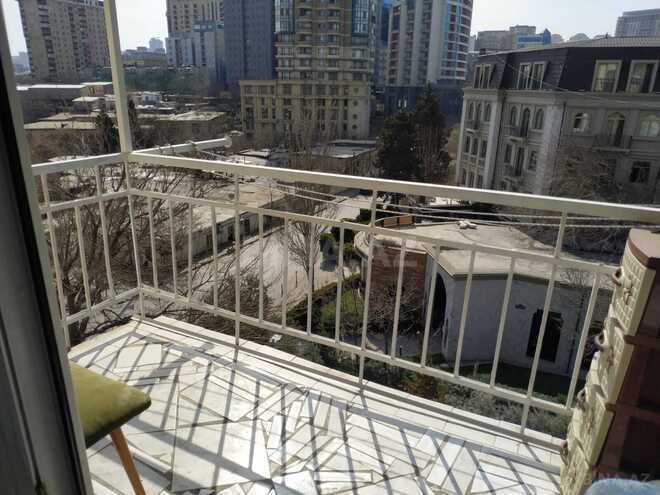 İcarəyə verilir 3 otaqlı köhnə tikili 65 m², Nizami m., photo 5 from 24