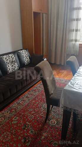 Продаётся 3-комн. вторичка 70 м², м. Кара Караев, photo 12 from 14