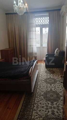 Продаётся 3-комн. вторичка 70 м², м. Кара Караев, photo 11 from 14