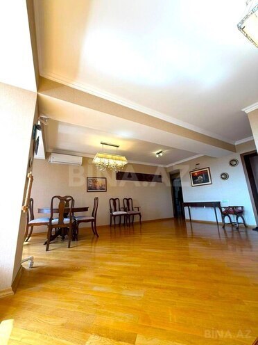 İcarəyə verilir 3 otaqlı köhnə tikili 110 m², 28 May m., photo 13 from 31