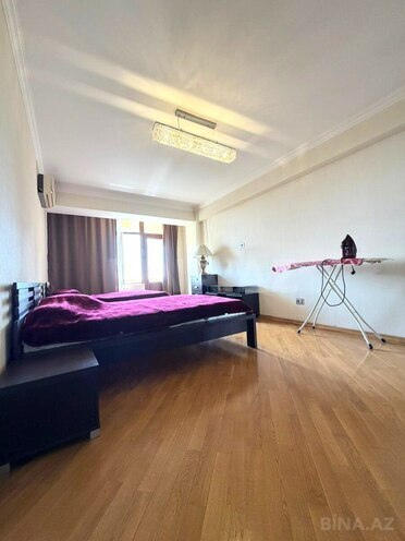 İcarəyə verilir 3 otaqlı köhnə tikili 110 m², 28 May m., photo 24 from 31