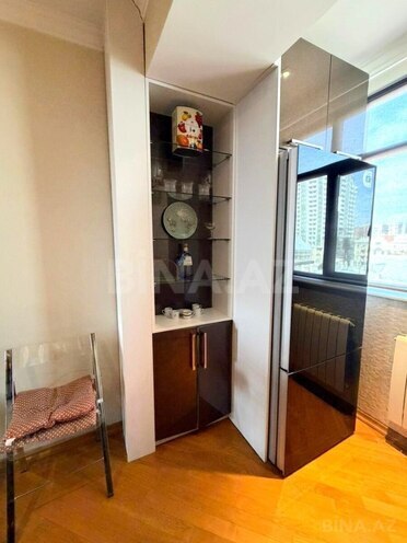 İcarəyə verilir 3 otaqlı köhnə tikili 110 m², 28 May m., photo 26 from 31