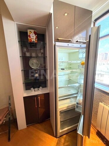 İcarəyə verilir 3 otaqlı köhnə tikili 110 m², 28 May m., photo 29 from 31