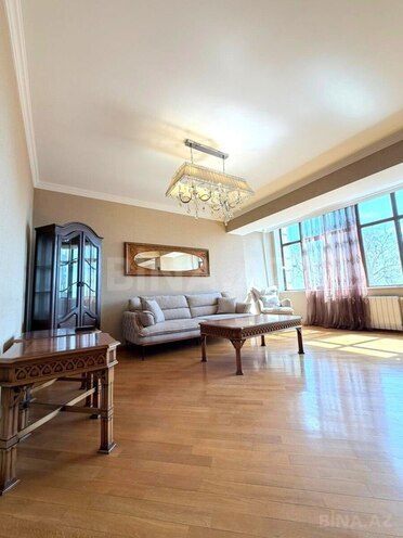 İcarəyə verilir 3 otaqlı köhnə tikili 110 m², 28 May m., photo 4 from 31