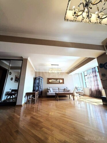 İcarəyə verilir 3 otaqlı köhnə tikili 110 m², 28 May m., photo 8 from 31