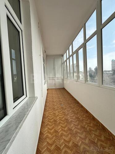 Продаётся 3-комн. новостройка 135 м², м. Элмляр Академиясы, photo 13 from 19