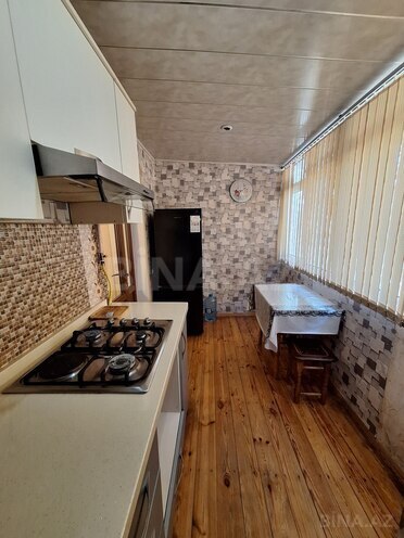 Сдаётся 2-комн. вторичка 60 м², м. Нефтчиляр, photo 3 from 10