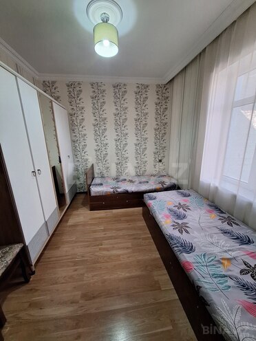 Сдаётся 2-комн. вторичка 60 м², м. Нефтчиляр, photo 8 from 10