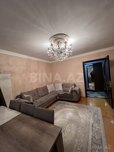 Продаётся 3-комн. вторичка 87 м², м. Кара Караев, photo 3 from 25