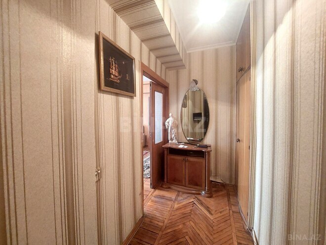 Satılır 3 otaqlı köhnə tikili 110 m², 28 May m., photo 16 from 32