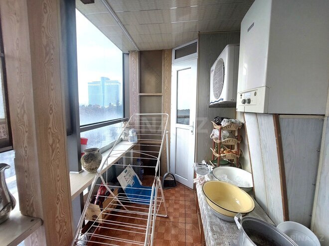 Satılır 3 otaqlı köhnə tikili 110 m², 28 May m., photo 26 from 32