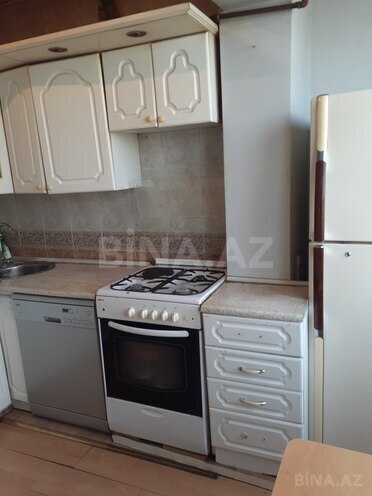 Satılır 2 otaqlı köhnə tikili 65 m², Azadlıq Prospekti m., photo 13 from 24