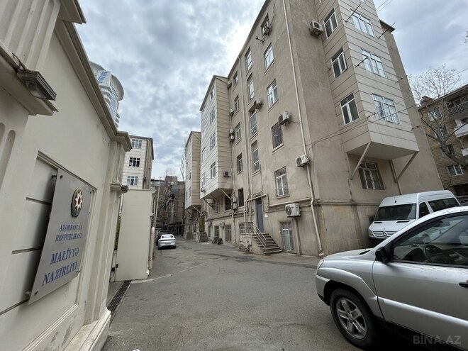 İcarəyə verilir 3 otaqlı köhnə tikili 80 m², Nizami m., photo 22 from 28