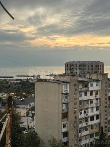 Продаётся 3-комн. вторичка 80 м², м. Ази Асланов, photo 20 from 26