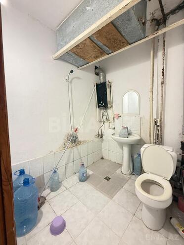 Satılır 2 otaqlı köhnə tikili 45 m², İnşaatçılar m., photo 21 from 22