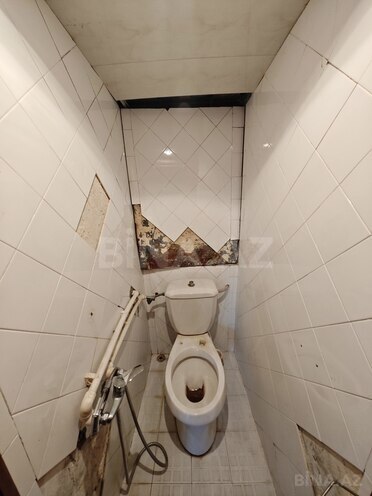 Satılır 2 otaqlı köhnə tikili 60 m², Bakıxanov q., photo 12 from 13