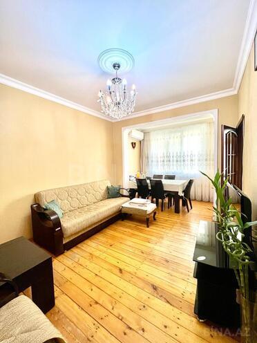 Satılır 3 otaqlı köhnə tikili 75 m², Gənclik m., photo 3 from 13