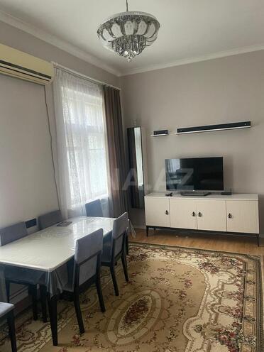 Сдаётся 2-комн. вторичка 60 м², м. Нефтчиляр, photo 3 from 14