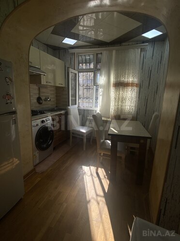 Сдаётся 3-комн. вторичка 60 м², м. Нефтчиляр, photo 5 from 14