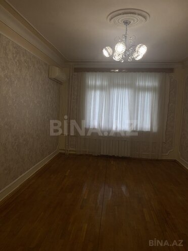 Сдаётся 3-комн. вторичка 60 м², м. Нефтчиляр, photo 13 from 14