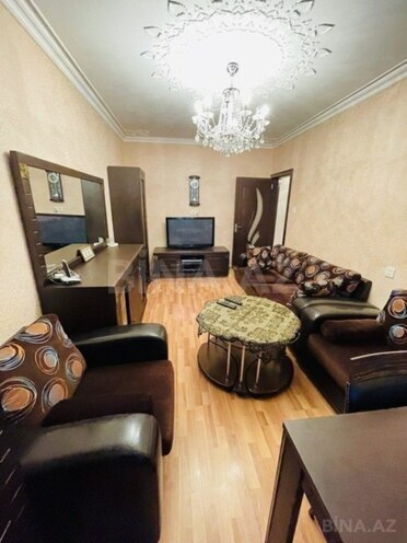 Продаётся 3-комн. вторичка 85 м², Ясамальский р., photo 3 from 15