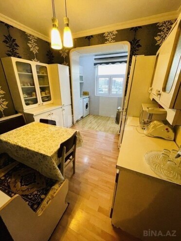 Продаётся 3-комн. вторичка 85 м², Ясамальский р., photo 6 from 15