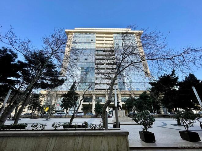 Satılır 3 otaqlı köhnə tikili 113 m², 28 May m., photo 3 from 31