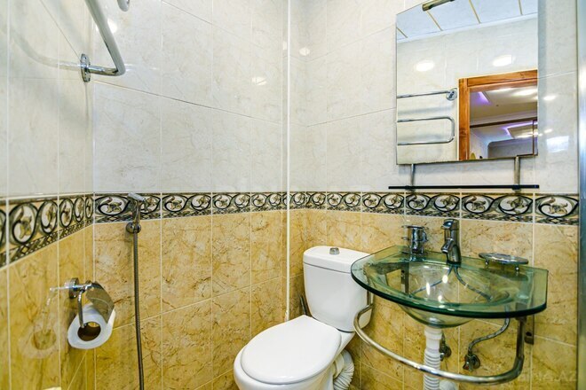 İcarəyə verilir 3 otaqlı köhnə tikili 90 m², Sahil m., photo 13 from 32