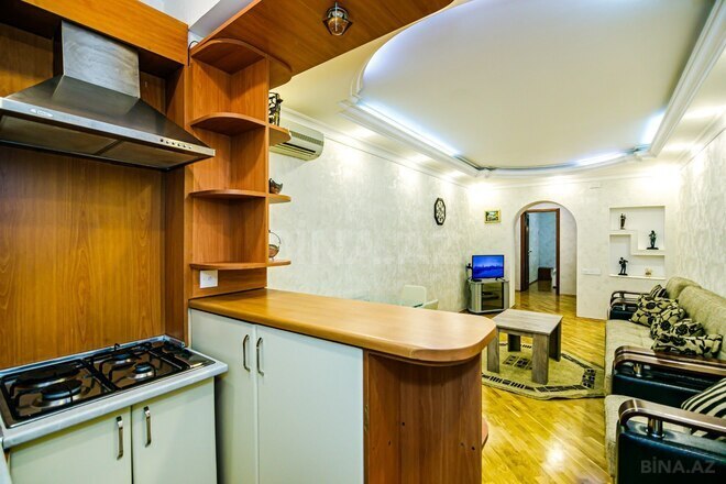 İcarəyə verilir 3 otaqlı köhnə tikili 90 m², Sahil m., photo 25 from 32
