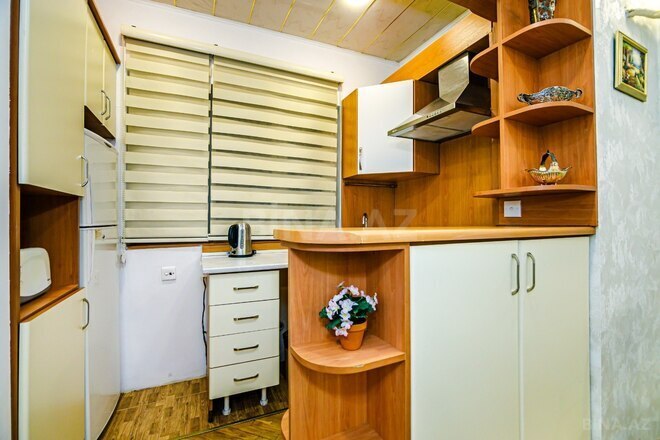 İcarəyə verilir 3 otaqlı köhnə tikili 90 m², Sahil m., photo 23 from 32
